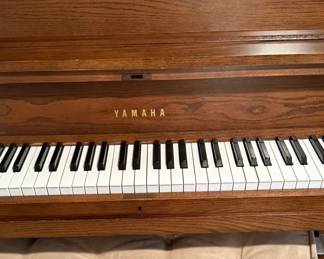 Yamaha Upright Piano P22
