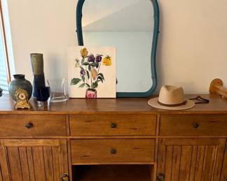 Taluca Server & how cute is that mirror