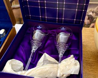 Edinburgh Crystal Wine Glasses - boxed pair