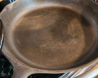 Size 10 - Cast Iron 