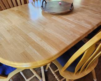A wonderful 'Blonde' Dining Table and 6 Matching Chairs - shown w/leafs in place. 