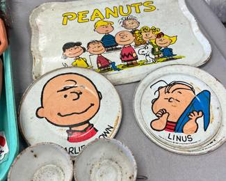 Childs Peanuts Plates