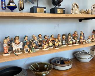 Hummels, Pottery and art