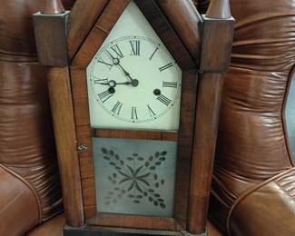 Mantle Clock