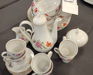 Hennberg Porzella 23 Pieces