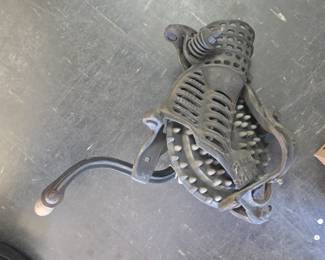 casst iron corn sheller