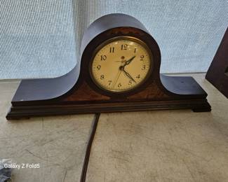 Mantel Clock