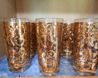 Highly collectible Vintage Georges Briard Highball Glasses - 22K gold scroll.