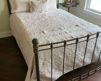 Ethan Allen Brass Queen Bed, with mattress and box spring, beautiful condition.
