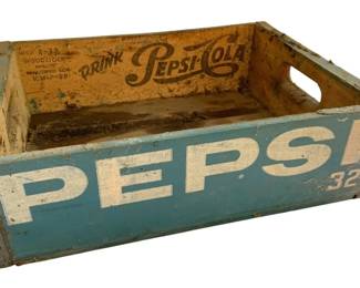 803 - Vintage Pepsi Crate 5"x16.5"x12" (Description): Vintage Pepsi wooden crate with classic branding. Measures 5 inches by 16 1/2 inches by 12 inches.