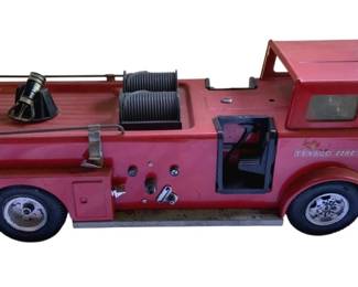 769 - Vtg Buddy L Texaco Fire Chief Pressed Steel (Description): Vintage Buddy L Texaco Fire Chief pressed steel truck. This classic toy fire truck features the iconic Texaco branding and Fire Chief designation. Measures 8 inches tall by 26 inches long by 8 inches wide.