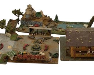 524 - O Scale Houses (Description): Lot of O scale houses. This collection includes multiple model structures and scenic elements suitable for O scale model railroad layouts.