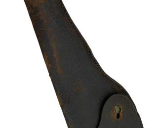 725 - Leather Gun Holster 10.5"x4" (Description): Leather gun holster showing age and patina consistent with vintage use. Measures 10 1/2" x 4".