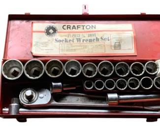 1260 - Crafton Wrench Set in Metal Case - 3 x 21 x 7.75