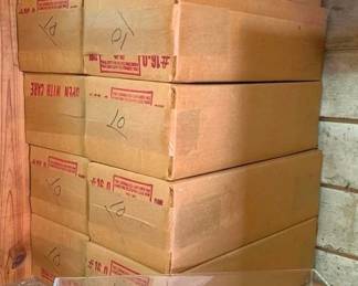 429 - Group Lot of 10 Display Cases for Trains (Description): Group lot of ten display cases designed for trains. Each case measures 7 inches by 17.5 inches by 5.5 inches.