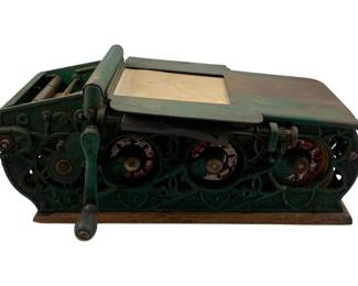 958 - United Register Co. Receipt Machine (Description): United Register Co. receipt machine. This antique commercial register features a cast iron base with decorative scrollwork design. Measures 5.5 inches by 13 inches by 9.5 inches. Used as is electric/electronic/mechanical item. No guarantee all components, untested.