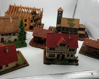 362 - Group Lot of Train Display Houses (Description): Group lot of train display houses. This collection includes multiple miniature buildings suitable for model train layouts or dioramas.