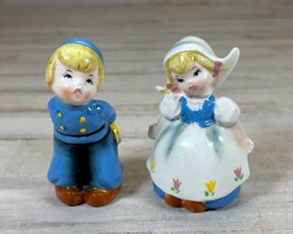 Lot #61 Vintage Dutch Boy and Girl Ceramic Salt Pepper Shakers Holland Tulip 1950s Figural