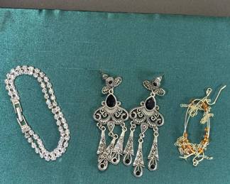Lot #49 Vintage Costume Jewelry Lot Rhinestone Bracelet Chandelier Earrings Boho 3pc
