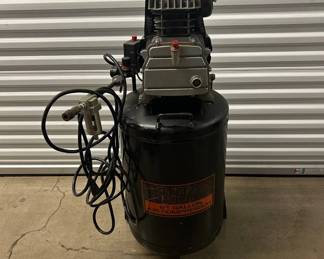 Lot #3 Central Pneumatic 21 Gallon Vertical Air Compressor 2HP Oil-Lube Portable