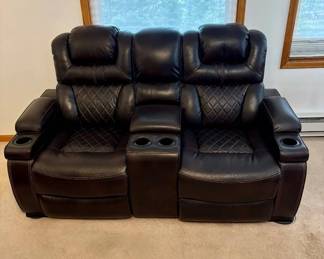 Lot #86 Black Faux Leather Power Recliner Loveseat Sofa Set Home Theater Console Cupholders