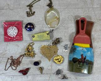 Lot #149 Vintage Ski Jewelry Lot Interski 80 Pin NSP Badge RCMP Souvenir Gold Leaf