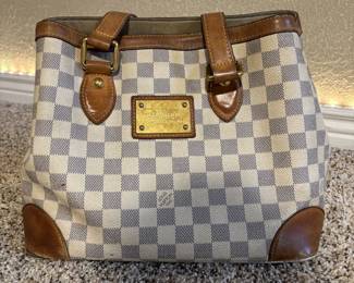 Louis Vuitton Handbags