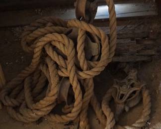 Pulley with rope