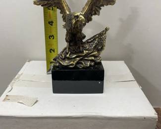 DTC Eagle wflag trophy