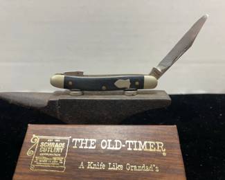 Old Timer Pocket Knife in box