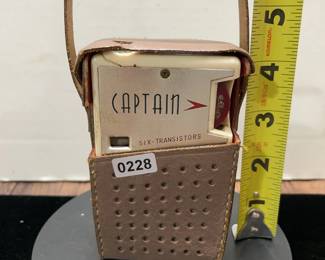 Captain Transistor radio