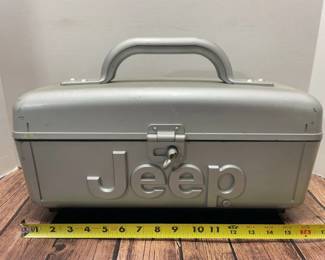 Jeep boombox only radio works