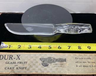 Glass fruit knife with box