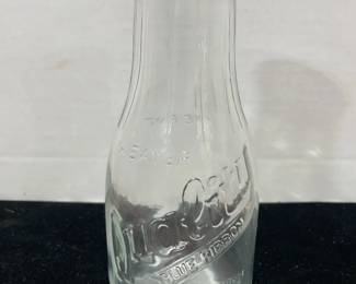 Weaver quality blue ribbon milk pint