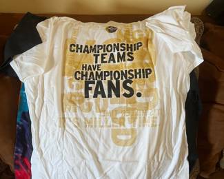 Vintage Miller Genuine Draft MGD Championship Teams Have Championship Fans T-Shirt 