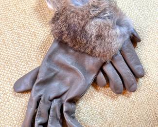 Leather Gloves & Fur Cuffs