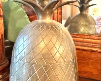 Brass Pineapple with Lid