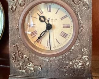 Howard Miller Distressed Tabletop Mantel Clock