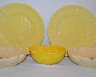 Cabbage plates and bowls made in portugal