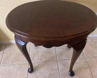 Wooden Coffee Table And Basket Plant