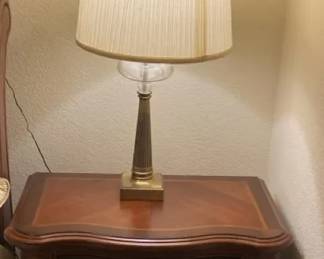 Chris Madden Nightstand With Lamp