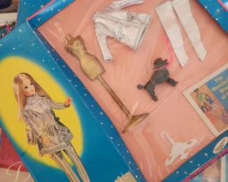 Topper Toys...'Dawn' Outfits. 