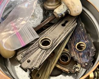 deco door knob plates