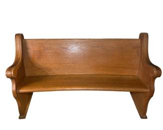 011 Oak Church Pew