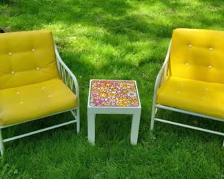 017 Vintage Patio Seating