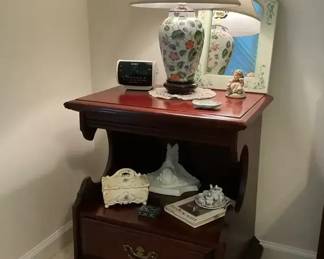 Nightstand With Lamp Decor