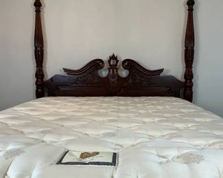 Carved FourPoster Queen Bed with Mattress