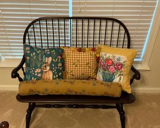 WindsorStyle Settee Bench with Accent Pillows