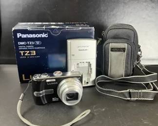 Panasonic Lumix DMCTZ3 7.2MP Digital Camera Leica Lens w Box Charger Case
