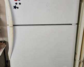 Refridgerator